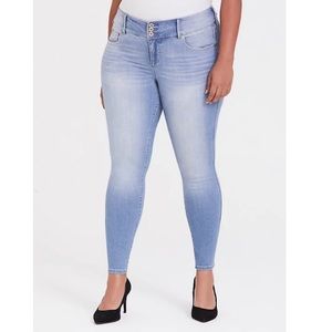 Torrid Premium Stretch Light Wash Mid Rise Jeans